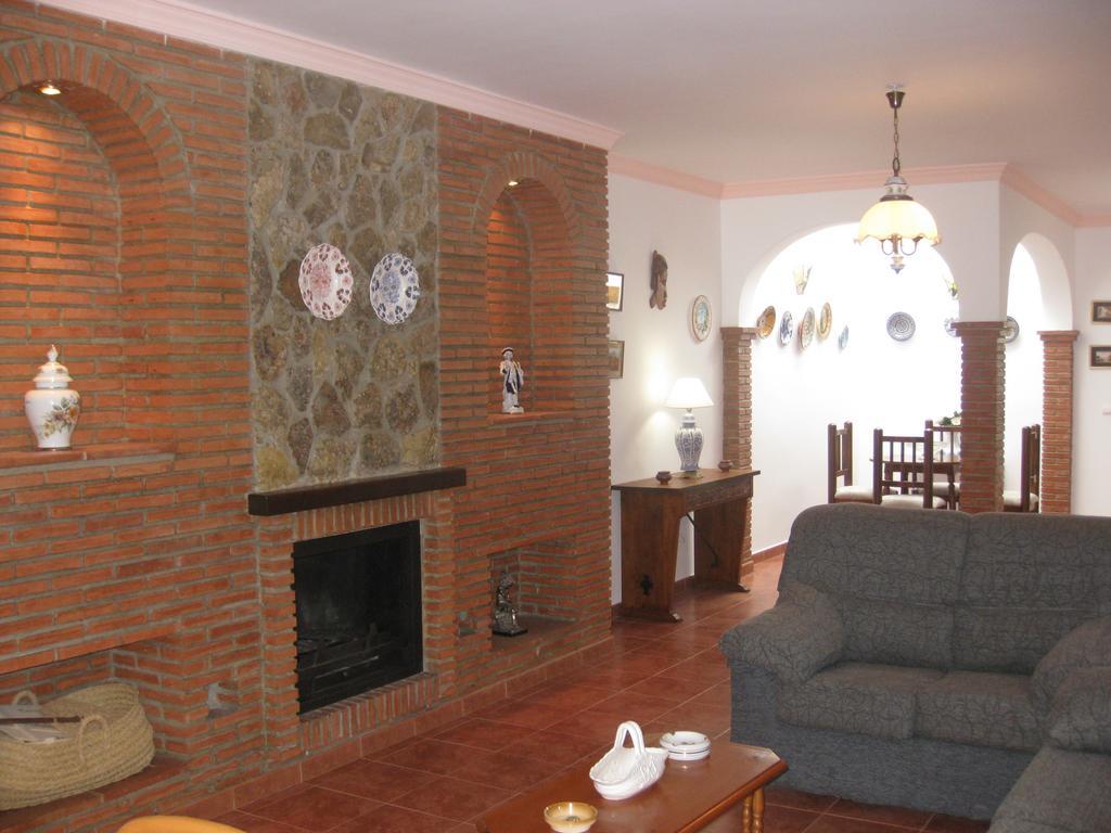 Villa Remedios Cuevas del Becerro Habitación foto